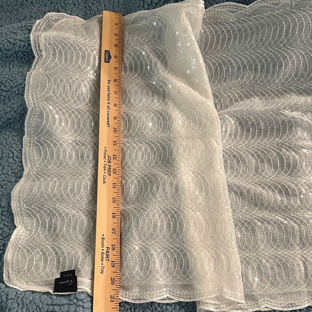 Cejon Ivory Sequin Wrap - Picture 9 of 10